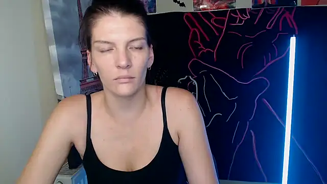 VanessaRey  online show from October 26, 7:37 am