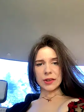 MilaBee online show from November 29, 8:07 am