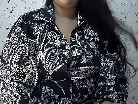 Snapshot of sonali4 chatting on September 16, 1:02 am sonali4 online show from September 16, 1:02 am