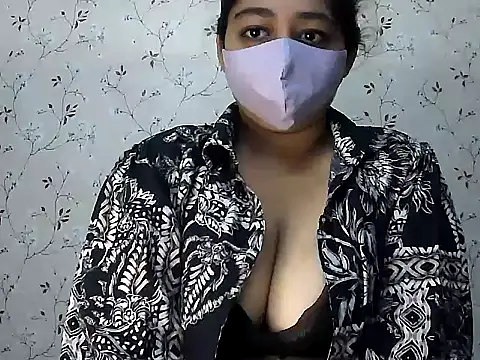 Snapshot of sonali4 chatting on September 13, 4:04 pm sonali4 online show from September 13, 4:04 pm