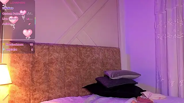 angelinarouse  online show from February 3, 2:53 am