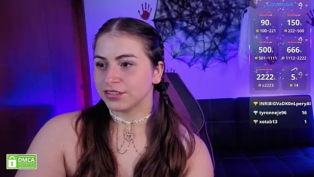 Snapshot of Taiga_Cute chatting on October 13, 8:17 am Taiga Cute online show from October 13, 8:17 am