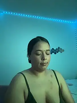 Nisha parvarti online show from November 14, 8:31 pm