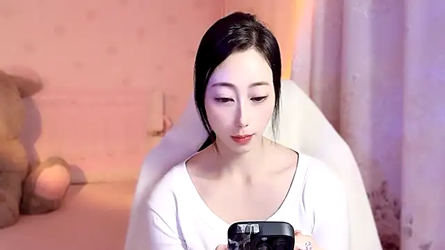 Snapshot of anjila888 chatting on October 24, 1:51 pm anjila888 online show from October 24, 1:51 pm