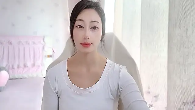 Snapshot of anjila888 chatting on October 28, 1:33 am anjila888 online show from October 28, 1:33 am