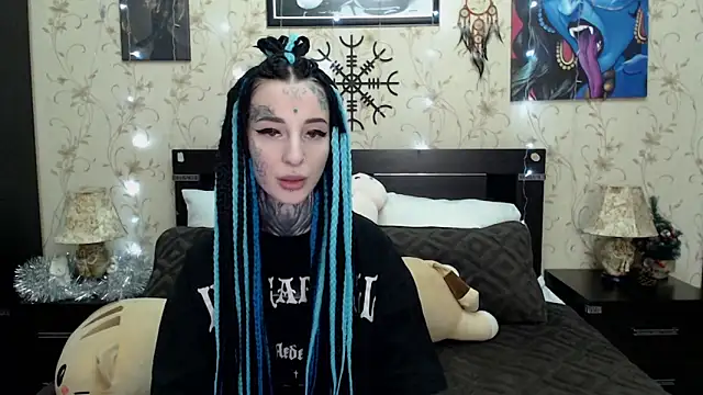 Velvetbat online show from December 18, 7:13 am