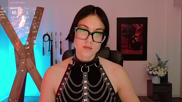 Maria Fitch online show from September 12, 2:13 pm