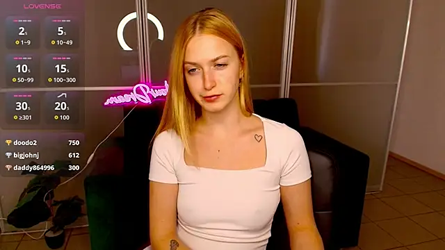 MirandaMayers online show from October 14, 12:08 pm