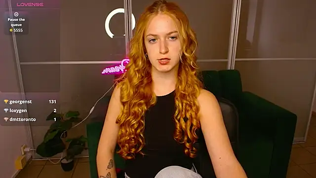 MirandaMayers online show from October 7, 12:20 pm