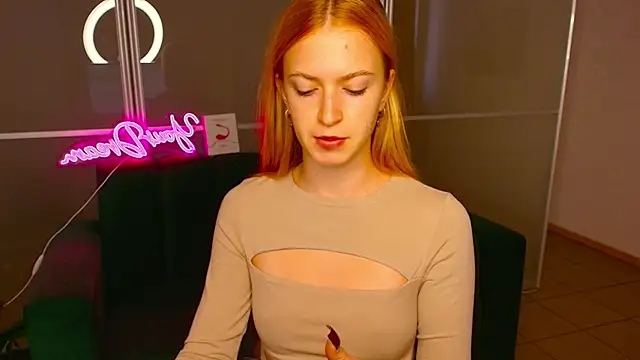 MirandaMayers online show from September 22, 6:01 am