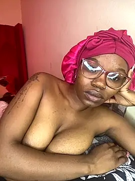 YummyMelanin117 online show from November 14, 12:16 pm