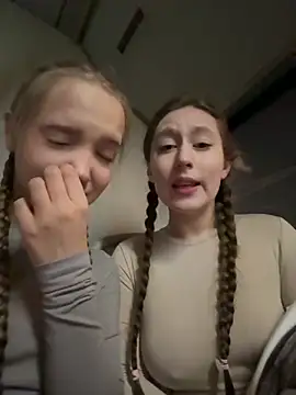 bambi lu online show from October 20, 6:00 pm