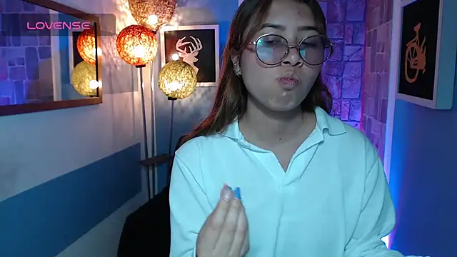 Fiorellaa delsd online show from September 23, 3:10 pm