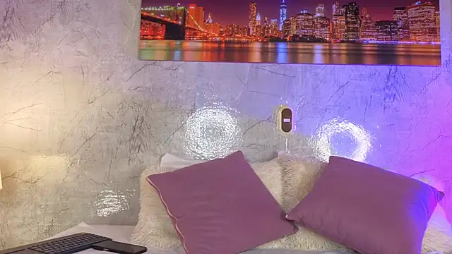 zaraquiinn online show from February 20, 2:07 pm