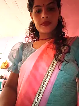 Eshna Dabral online show from October 14, 4:48 am