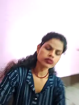Eshna Dabral online show from September 13, 3:25 am