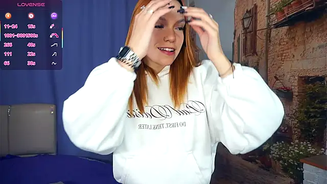 Snapshot of EdytBanns chatting on October 28, 6:30 am EdytBanns online show from October 28, 6:30 am