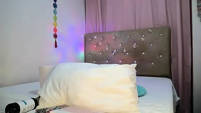 sofia8428 online show from April 2, 2:47 pm