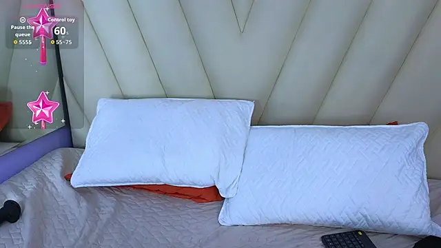 Snapshot of Katha03_ chatting on October 15, 8:33 pm Katha03 online show from October 15, 8:33 pm