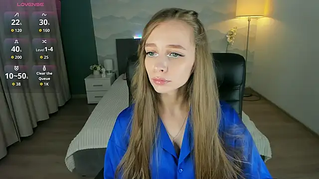 Amy Waynee online show from September 22, 6:28 pm