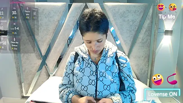 Snapshot of Elaine87_ chatting on November 1, 10:47 pm Elaine87 online show from November 1, 10:47 pm