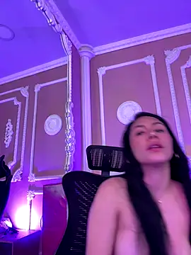 ArianaReynoldss online show from October 9, 8:13 pm