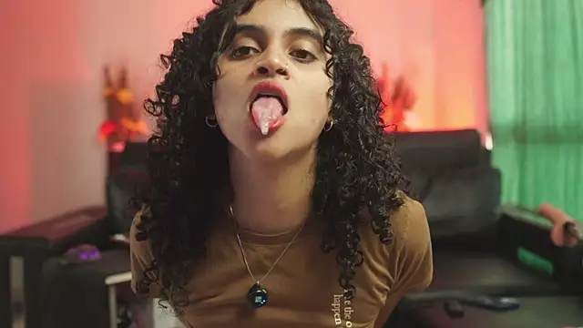 Snapshot of bonniie_98_ chatting on September 26, 7:55 pm bonniie 98 online show from September 26, 7:55 pm