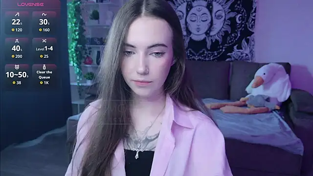 naugghtynikki online show from September 15, 5:49 am