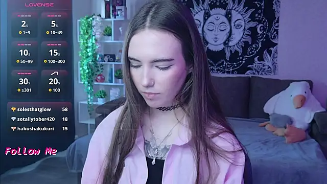 naugghtynikki online show from October 21, 5:33 am