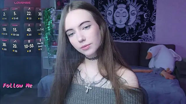 naugghtynikki online show from October 13, 5:10 am