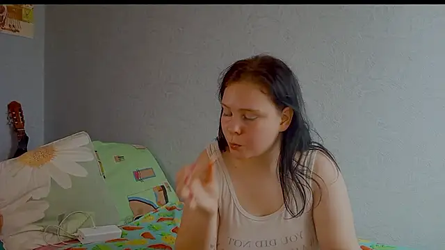 SweetPiggyx online show from March 26, 8:49 am