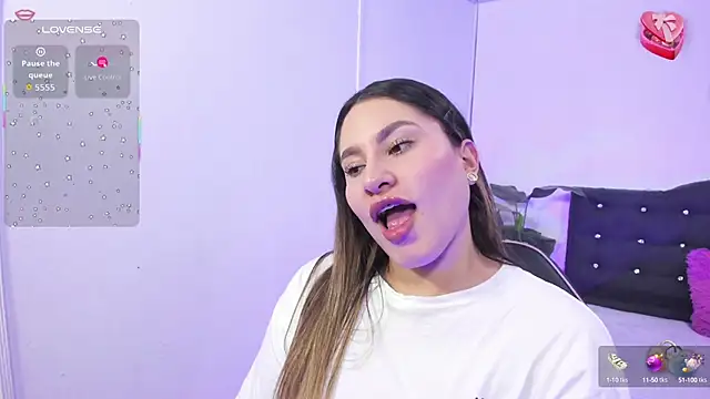 saaya tay online show from October 14, 3:20 am