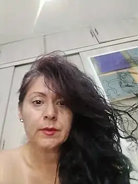 lunadicty online show from May 15, 11:07 pm