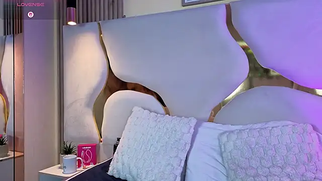 Snapshot of AmmberJones chatting on October 8, 1:26 pm AmmberJones online show from October 8, 1:26 pm