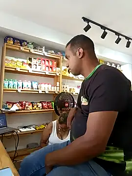 elnegro707070 online show from October 4, 7:29 pm