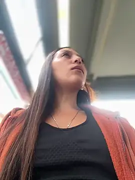 Snapshot of MELODY__06 chatting on September 10, 1:44 pm MELODY 06 online show from September 10, 1:44 pm