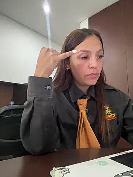 Snapshot of MELODY__06 chatting on October 27, 12:33 pm MELODY 06 online show from October 27, 12:33 pm