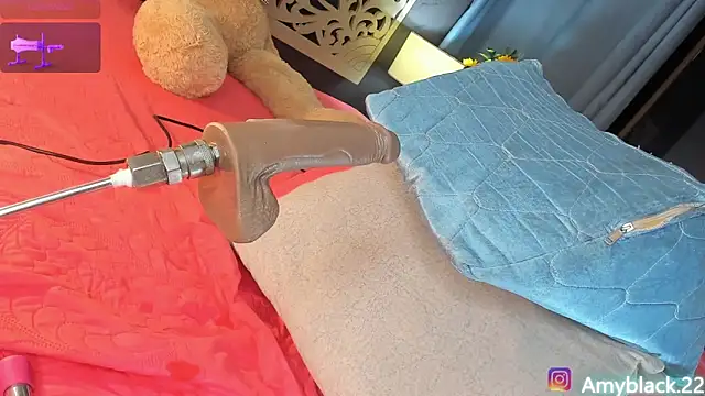 Amyblack   online show from September 24, 1:48 am