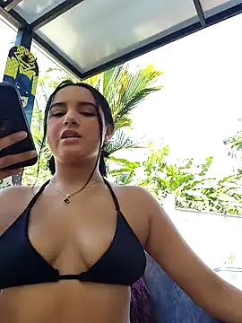 Rosa Warreen  online show from October 5, 2:00 pm