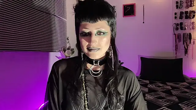 ELENA UMBRA online show from February 7, 12:47 am