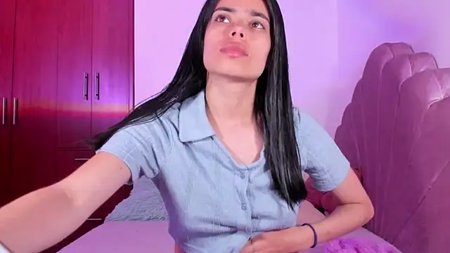 BellaSun  online show from October 28, 5:02 am