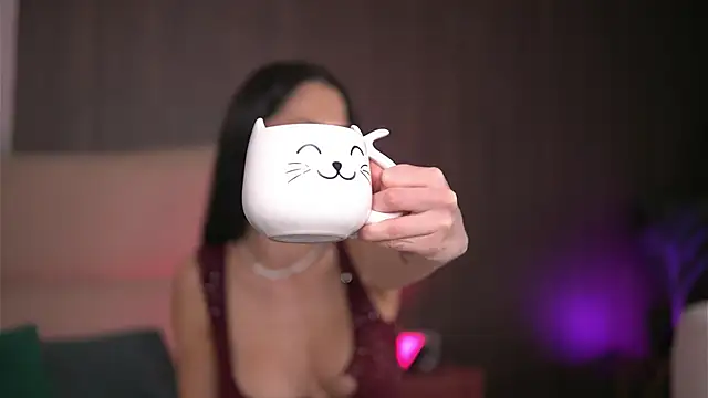 ChloeDevine online show from November 18, 5:41 am