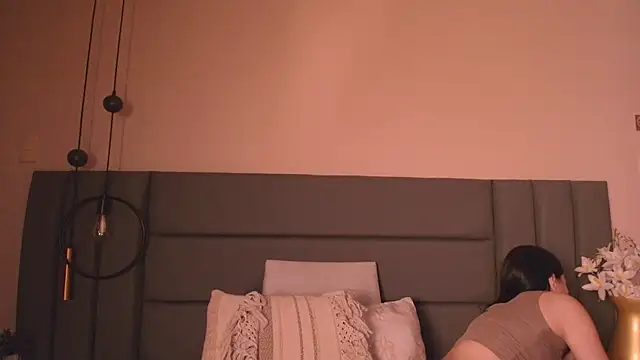 AbbieJoness  online show from June 1, 11:34 am