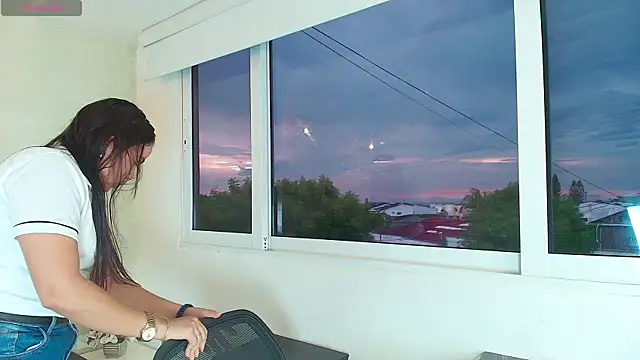  Victoria Collins online show from September 25, 11:09 am