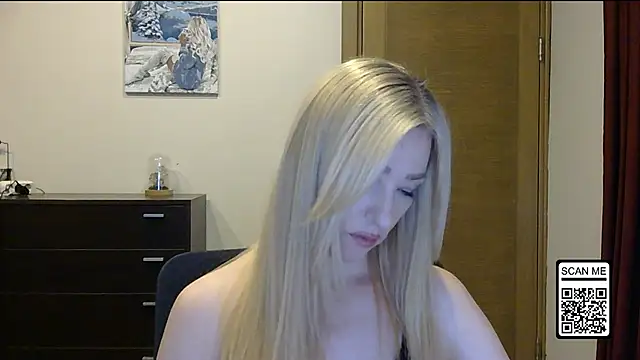 Wild Silk Desire online show from October 27, 2:45 pm