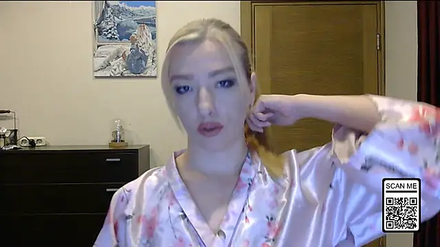 Wild Silk Desire online show from October 11, 1:47 pm