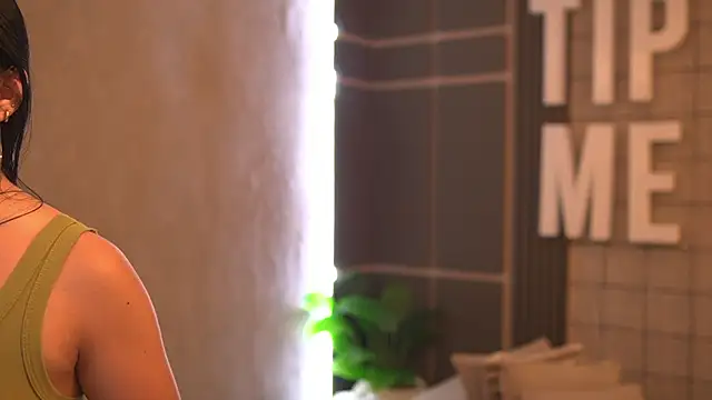 Susan wall online show from October 3, 2:55 pm