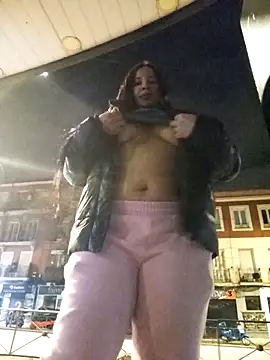 hotCOUPLEPETRA online show from December 18, 2:16 am