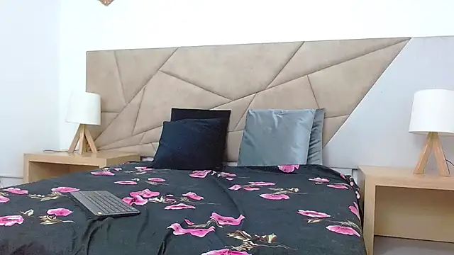 Snapshot of amanda_ramirez chatting on October 18, 10:11 pm amanda ramirez online show from October 18, 10:11 pm