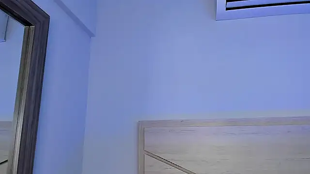 Snapshot of ZoeMorris chatting on October 15, 11:46 am ZoeMorris online show from October 15, 11:46 am